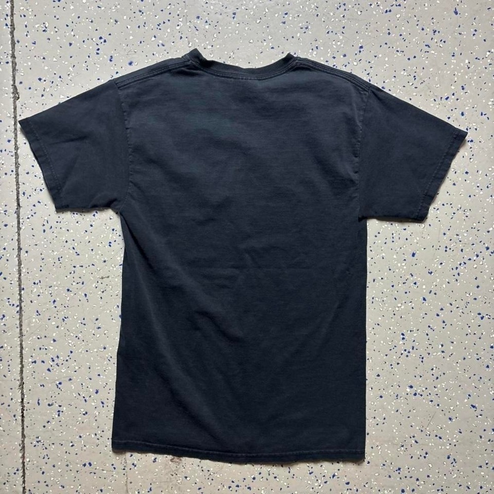 VTG Guns and Roses Cross T-Shirt Hanes Size Small Mens Graphic Black - Picture 5 of 5